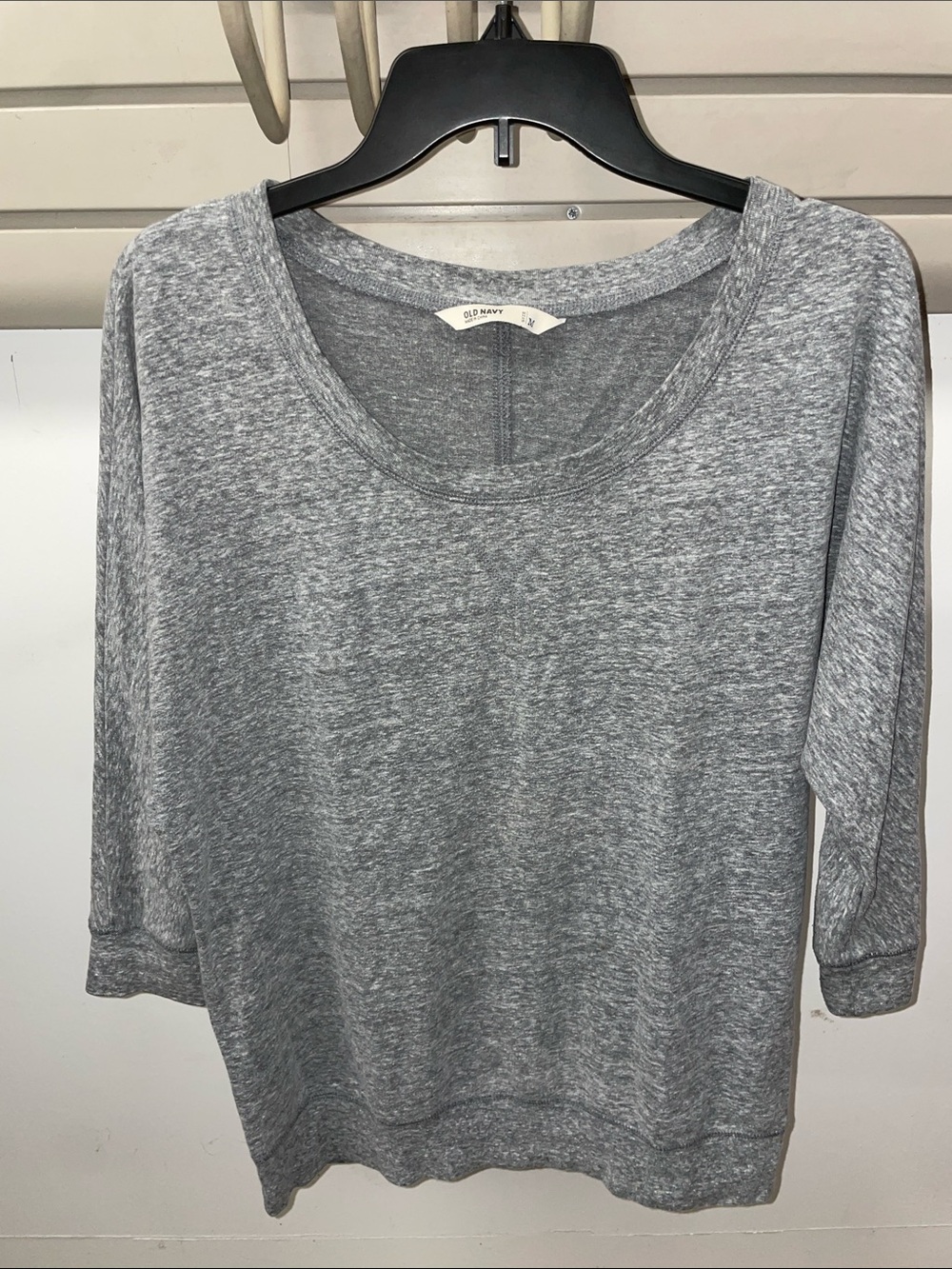 Old Navy Heather Gray Scoop Neck 3/4 Sleeve Top